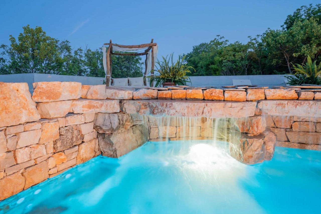 Nono Ban Hotel & Villa Gornji Humac Exterior photo